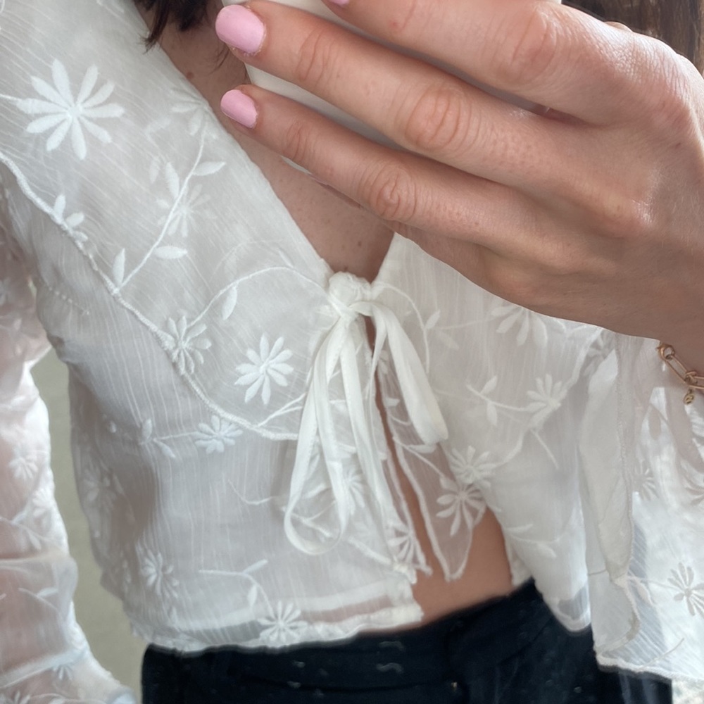 Flower blouse - Picture 3 of 6